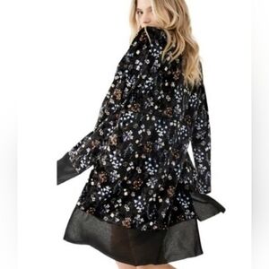 Out From Under- Urban Black Floral Velvet Kimono Womens XS/S Boho Romantic Tunic
